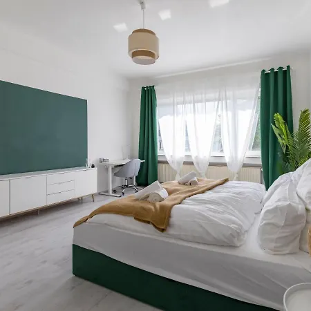 Micoa Style Messe - Parken - Netflix Apartman *