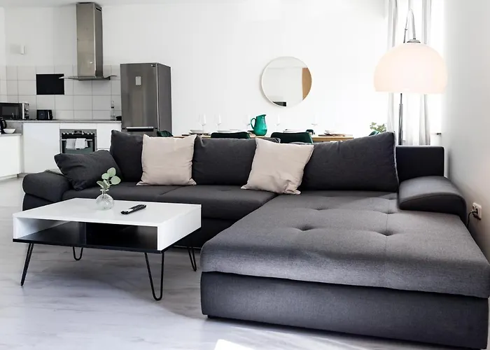 Micoa Style Messe - Parken - Netflix Apartment